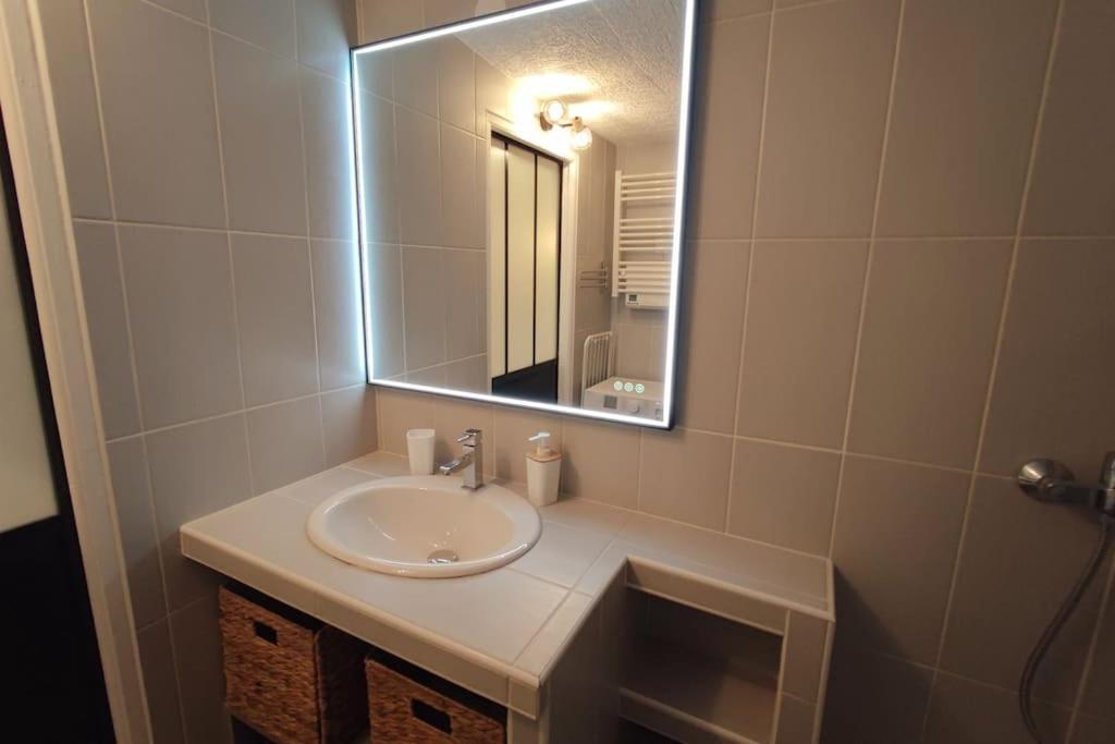 Ferienwohnung Appart Humels - Self Checkin - Ac Clim - Intra Muros - Wifi Avignon Exterior foto